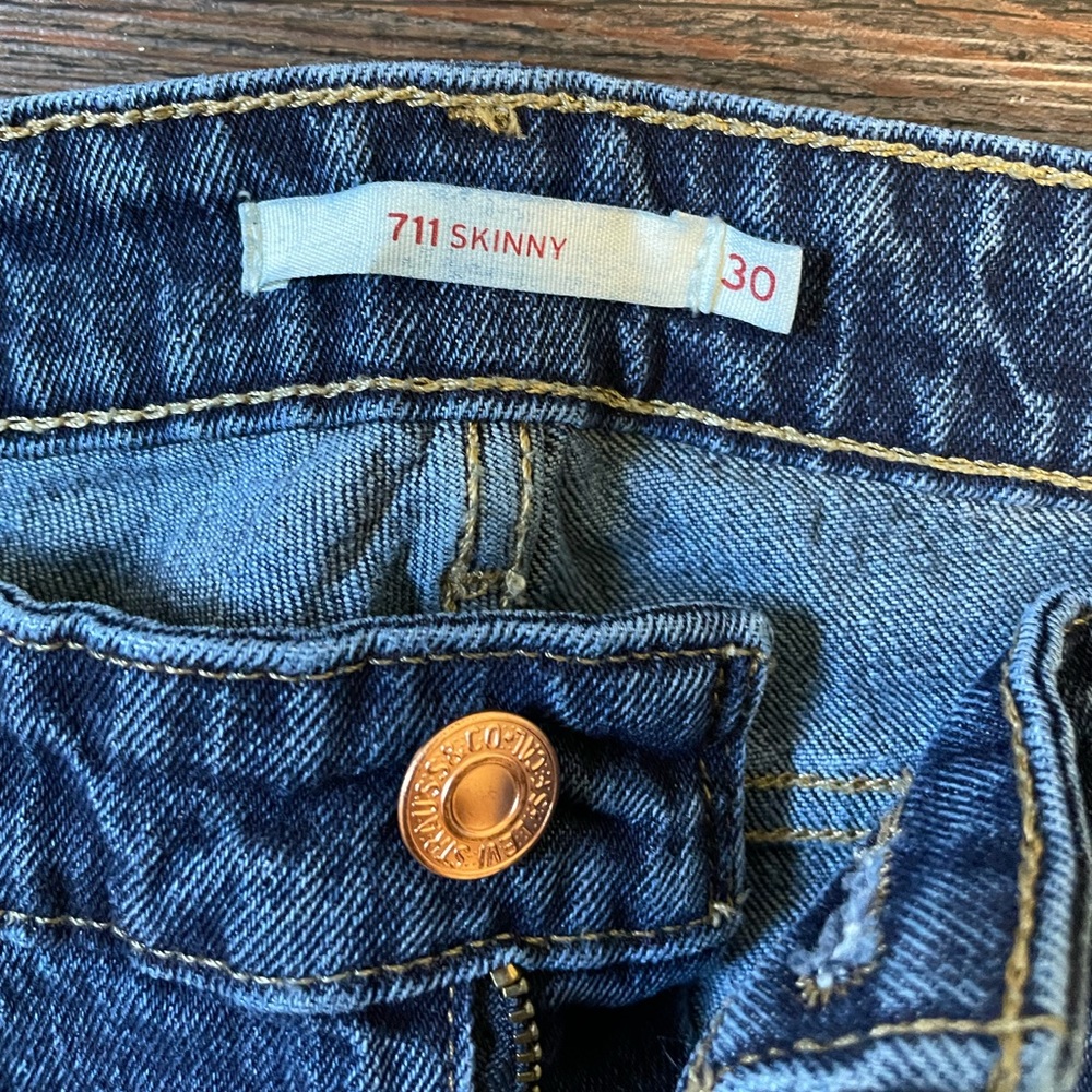 Levi’s Jeans - Picture 3 of 6